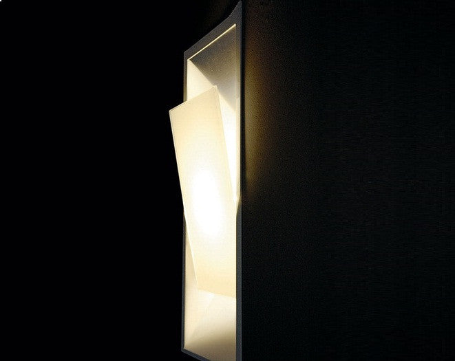Cover Wall Lamp