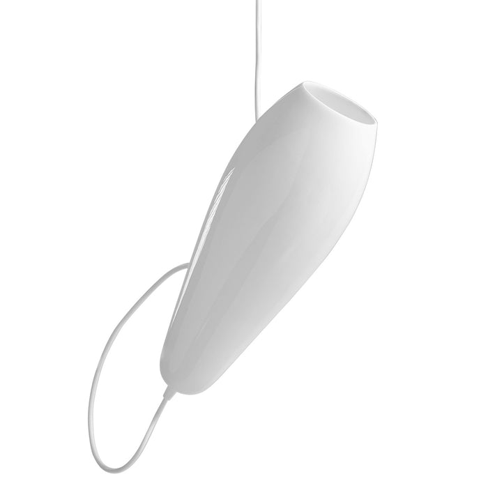 Ydria Pendant
