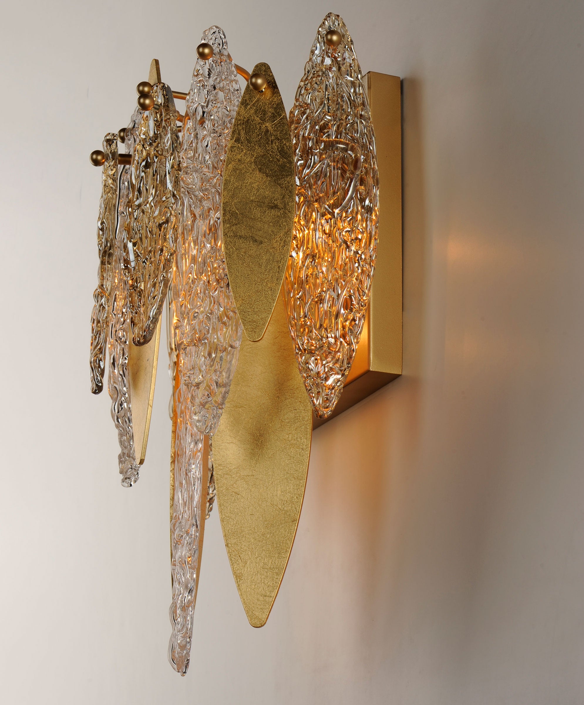 Majestic Wall Sconce