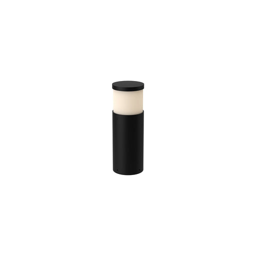 Chadworth LED Exterior Bollard in Black Finish | Kuzco Lighting