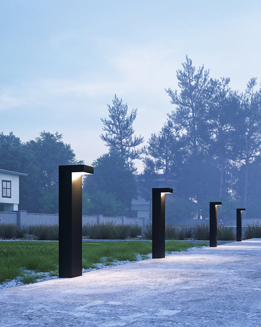 Evans LED Outdoor Bollard by Kuzco Lighting