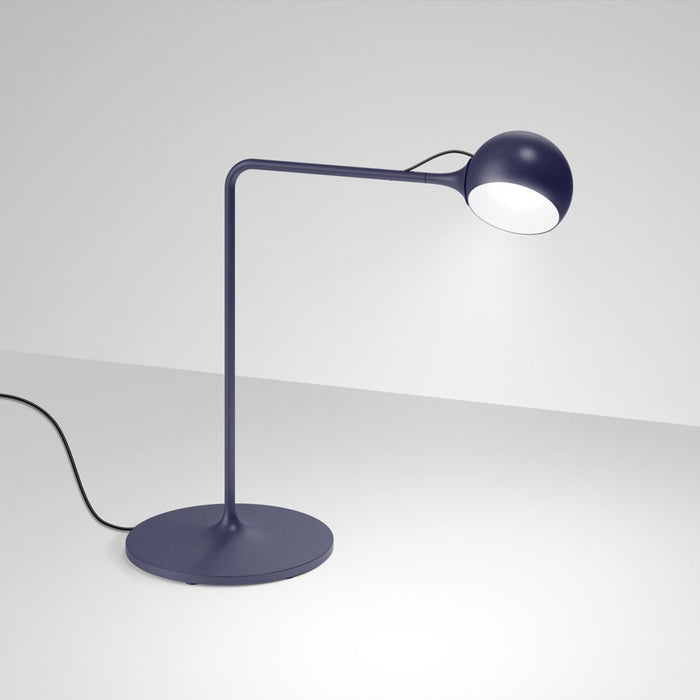 Ixa Table Lamp