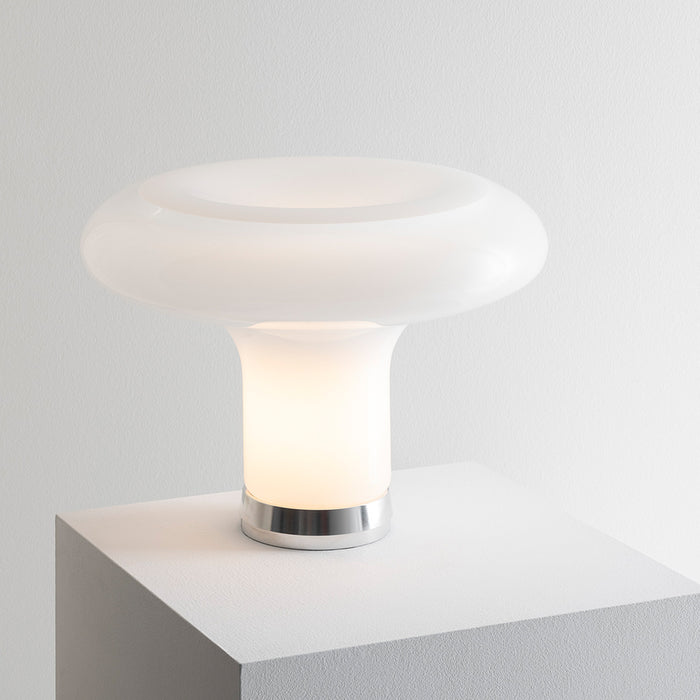 Lesbo Table Lamp by Artemide  -  Finish