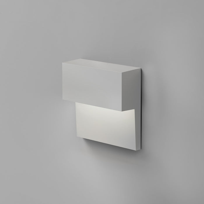 Piano Mono Wall Light by Artemide  - Silver Finish