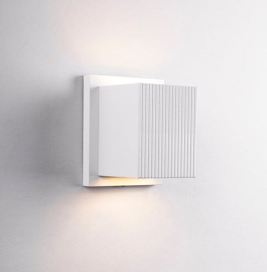 Mavis LED Outdoor Wall Sconce