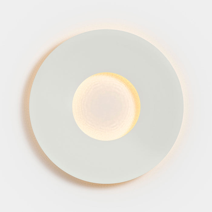 a-emotional light Umbra Round Wall Sconce