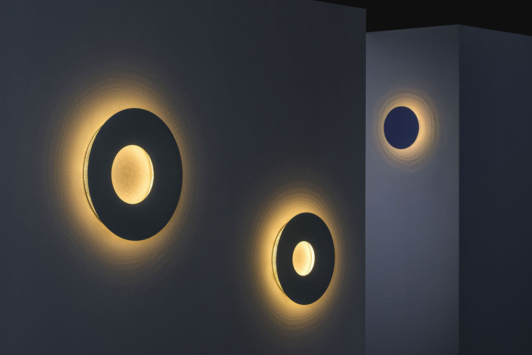 a-emotional light Umbra Round Wall Sconce