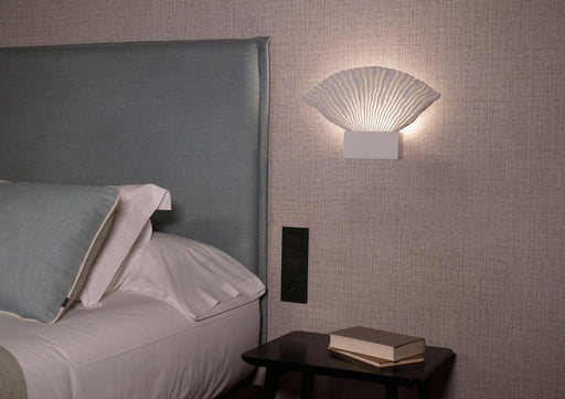 a-emotional light Venus Wall Sconce