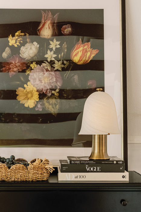 Kipps Rechargeable Table Lamp