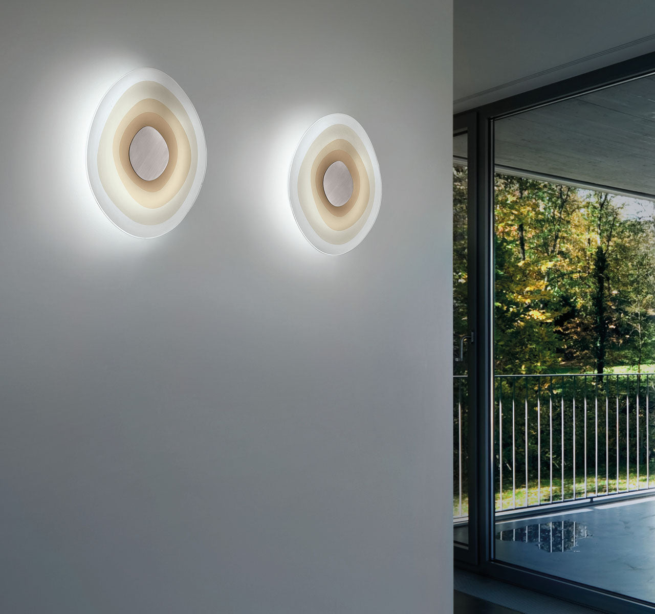 Beta Wall / Ceiling Light