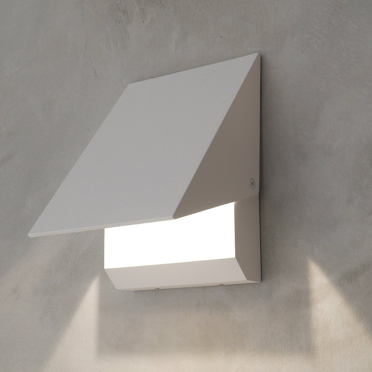 Alumilux AL LED Outdoor Wall Sconce E41333 - Display