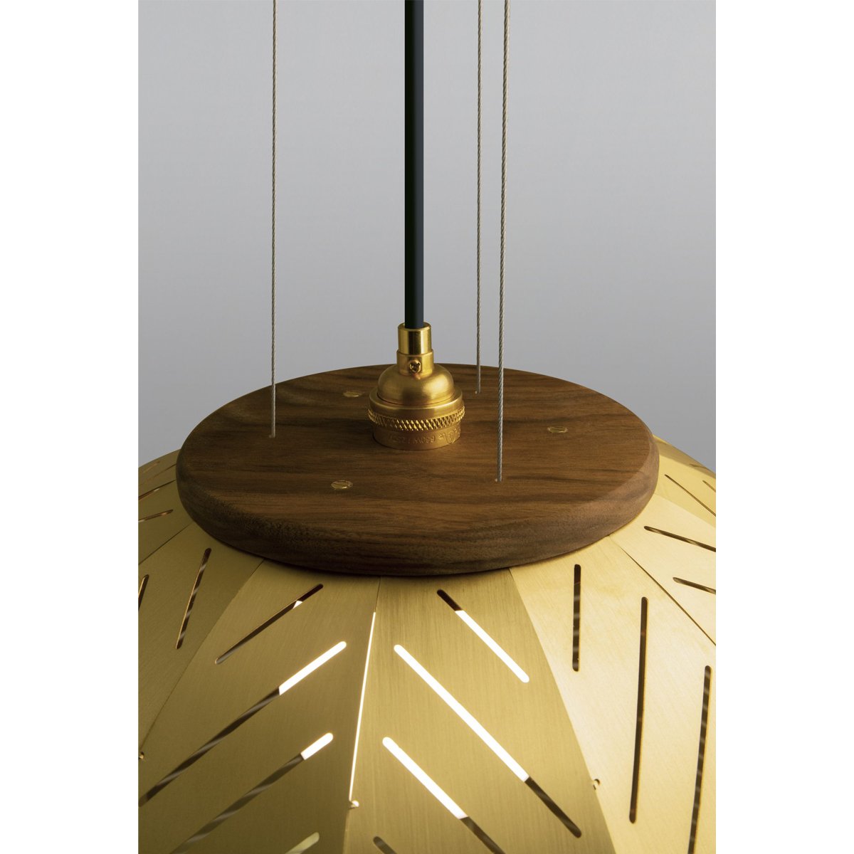 Amicus Pendant - Walnut