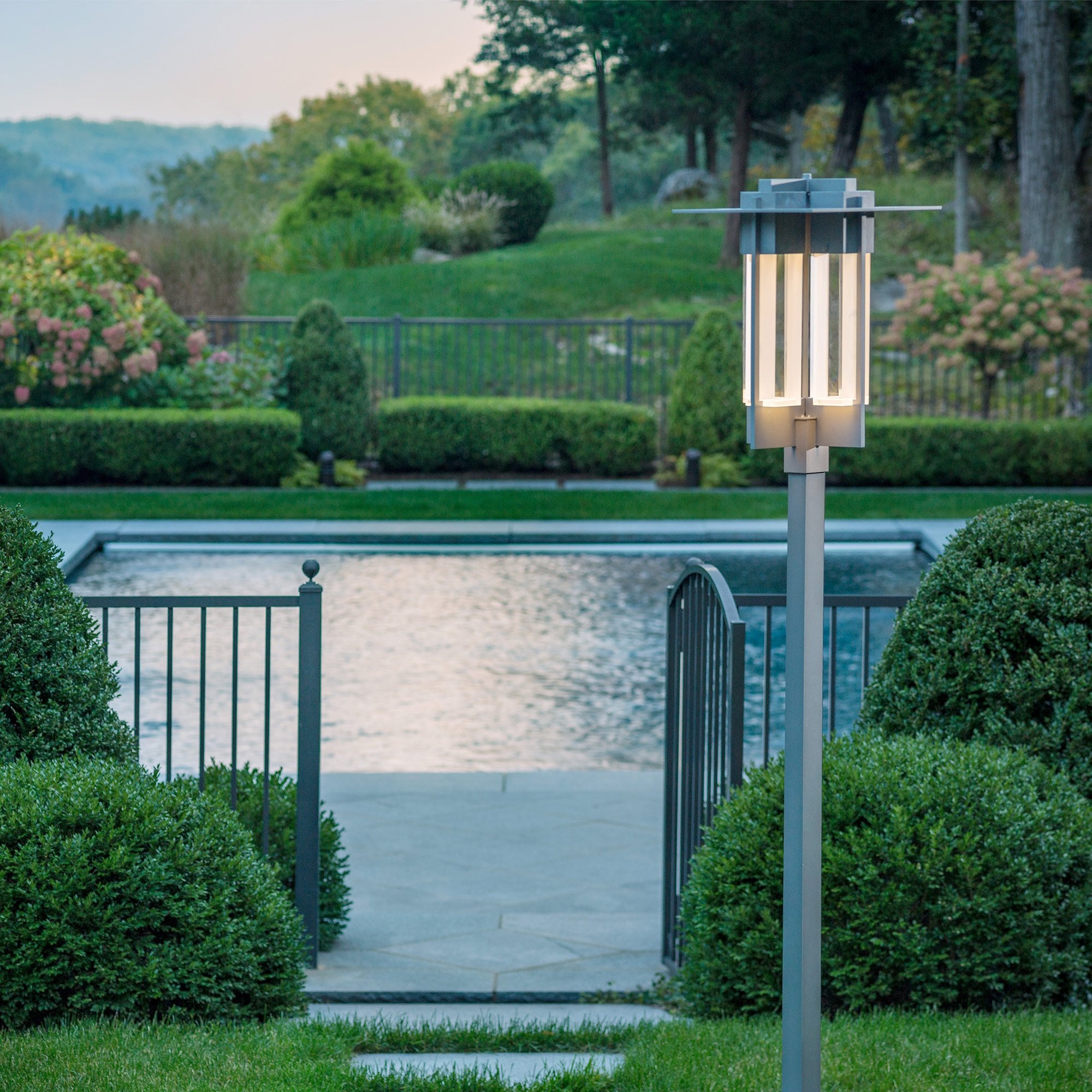 Axis Outdoor Post Light - Display