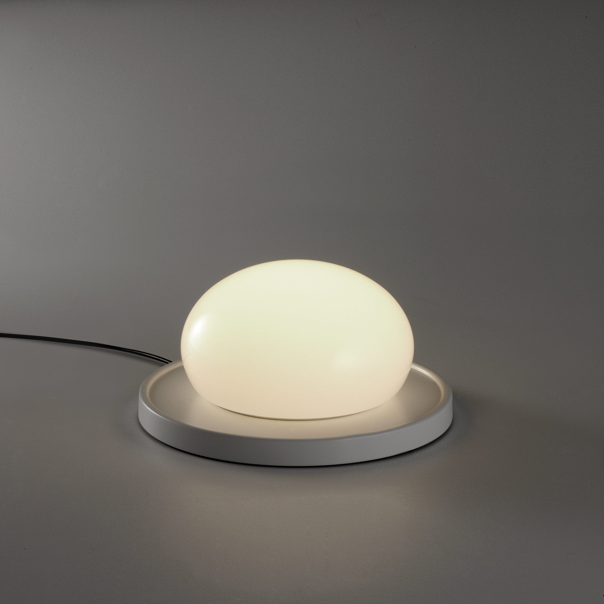 Bolita LED Table Lamp