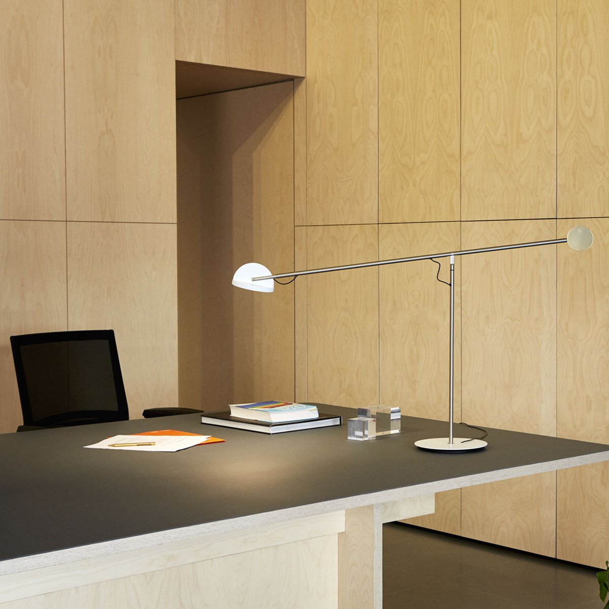 Copernica M LED Table Lamp - Display