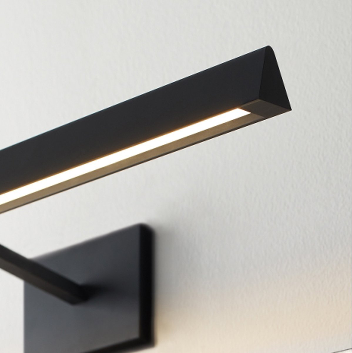 Dessau Picture Light - Detail