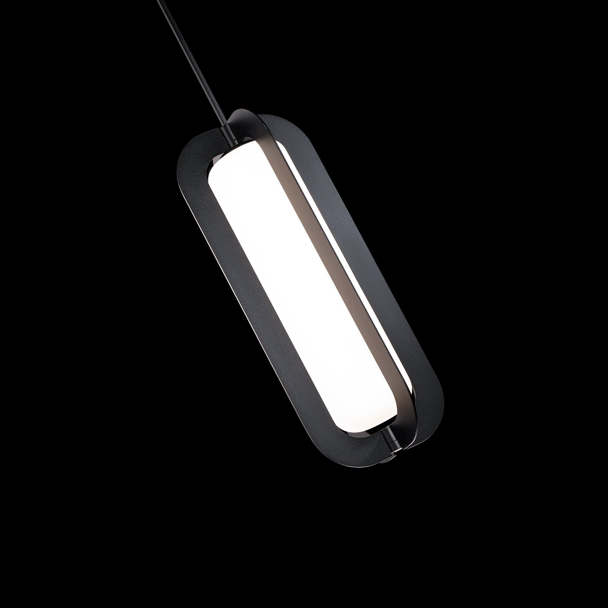 Echelon Long Pendant - Display