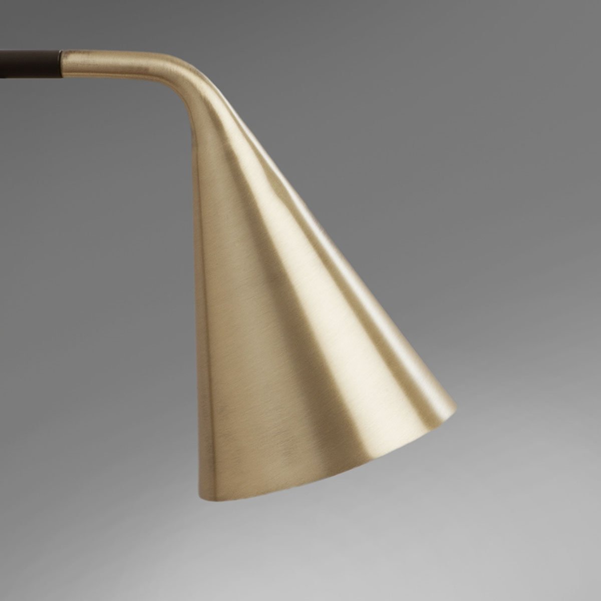 Gordon Table Lamp - Matte Black/Brushed Brass Finish