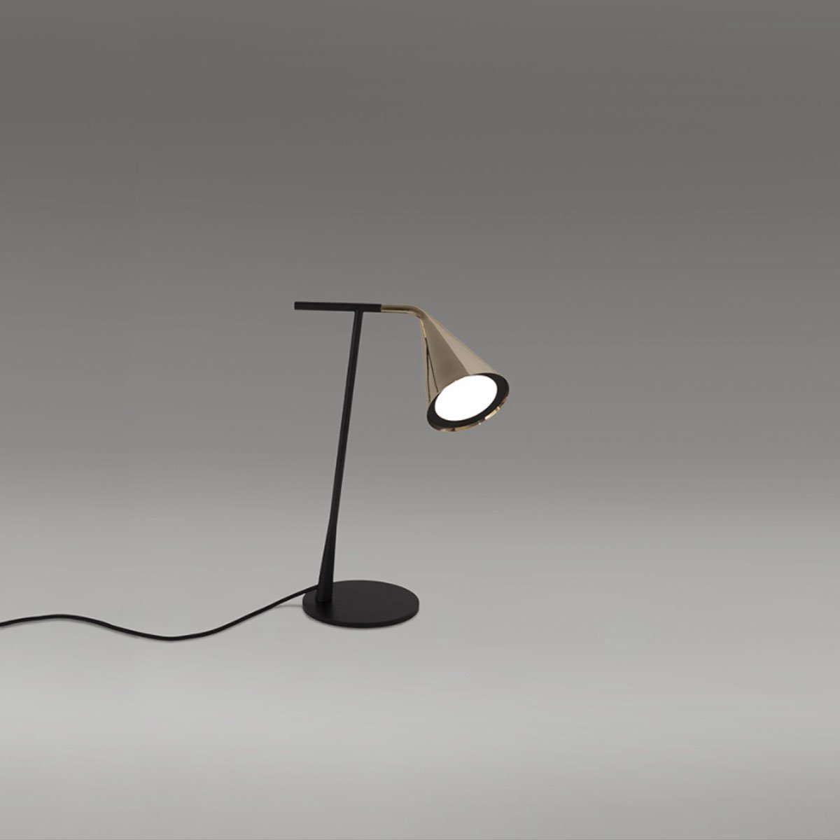 Gordon Table Lamp - Matte Black/Polished Gold Finish