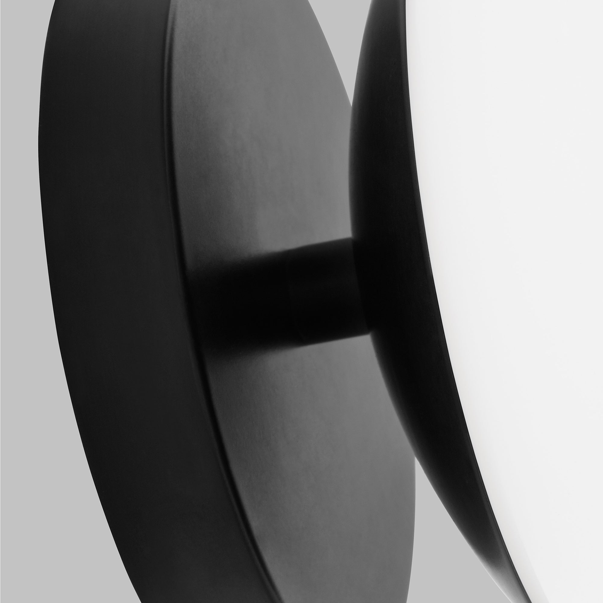 Lune Wall Sconce - Detail