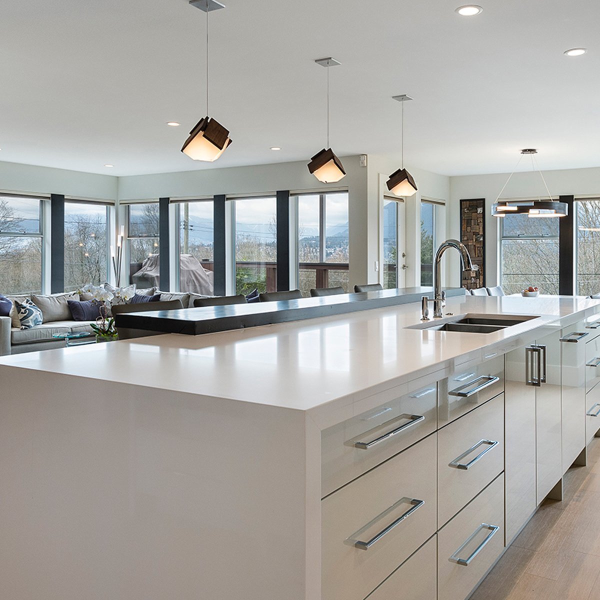 Mica L LED Pendant - Display