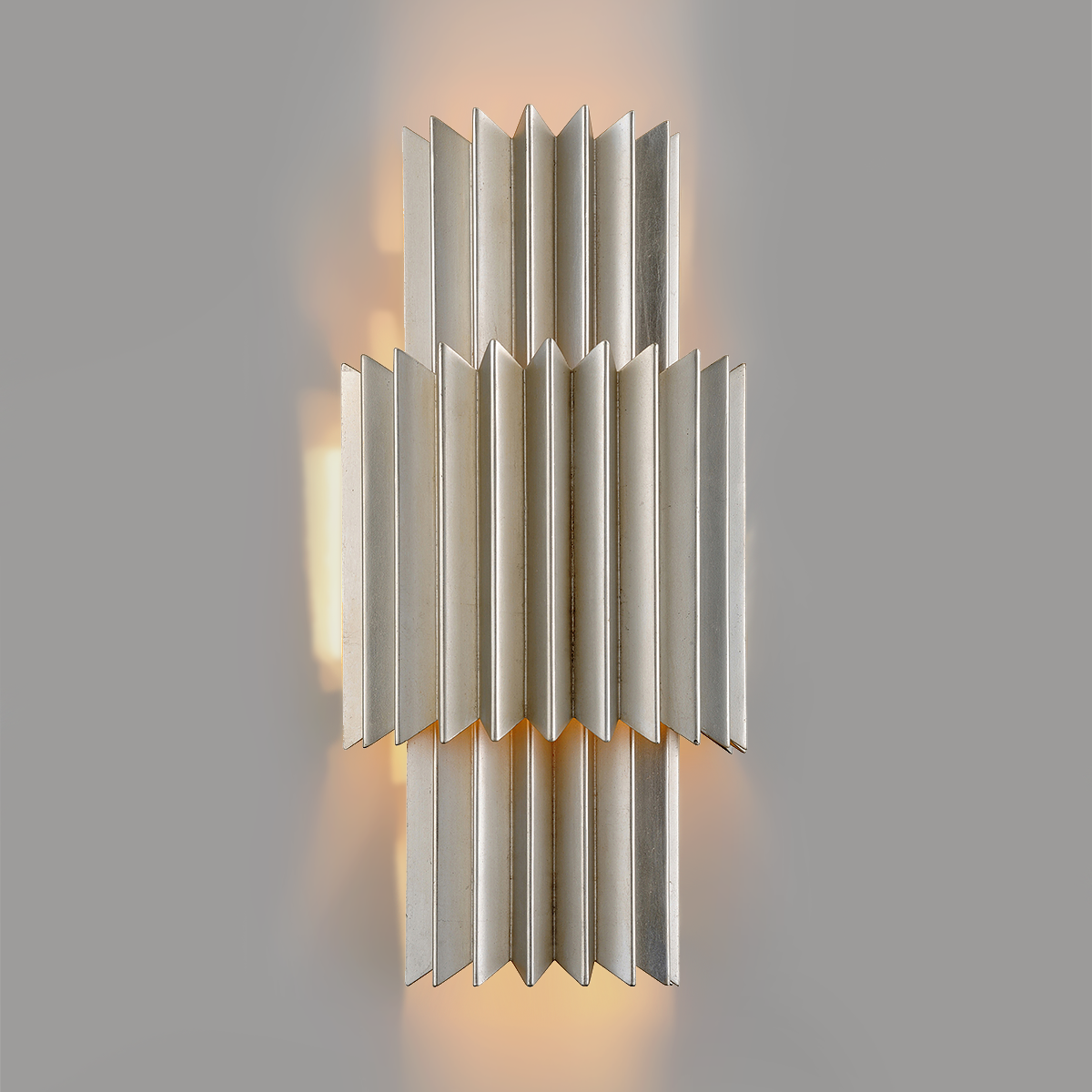 Moxy 20" Wall Sconce - Silver Leaf Display