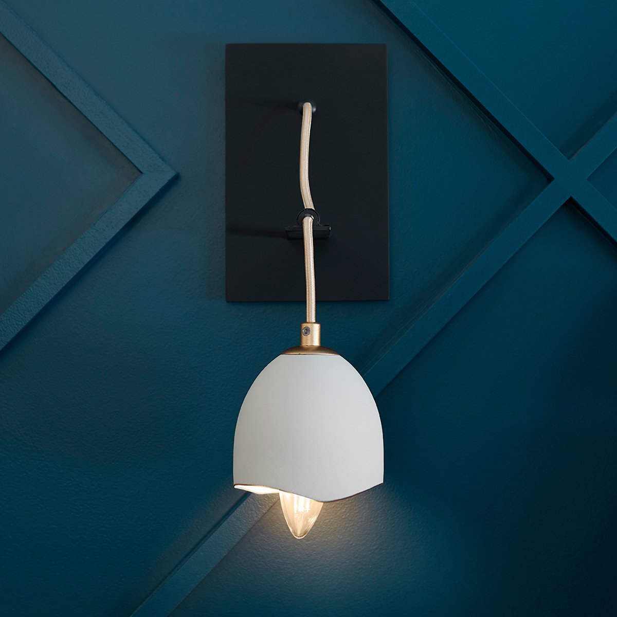 Nula Wall Light - Display