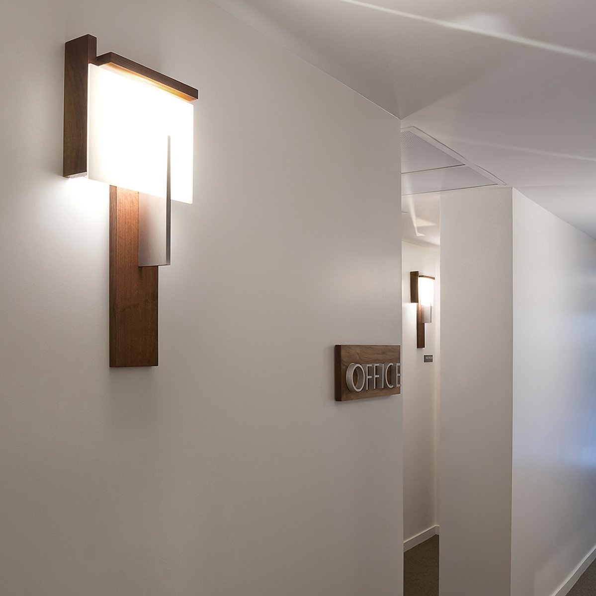 Oris LED Sconce - Display
