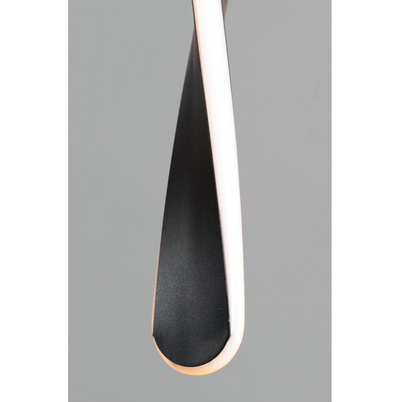 Pirouette Mini Pendant - Detail