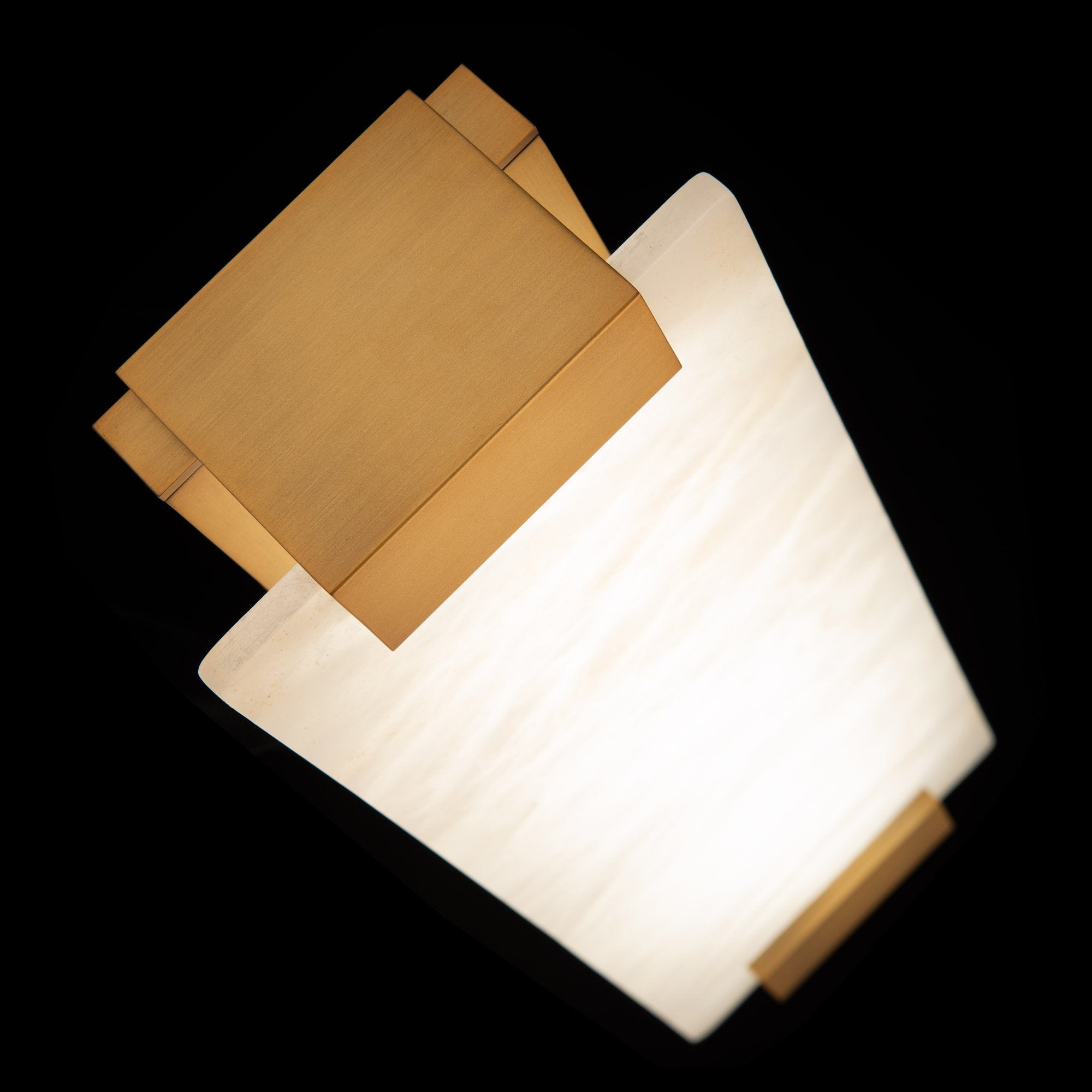 Quarry LED Bath Bar - Detail