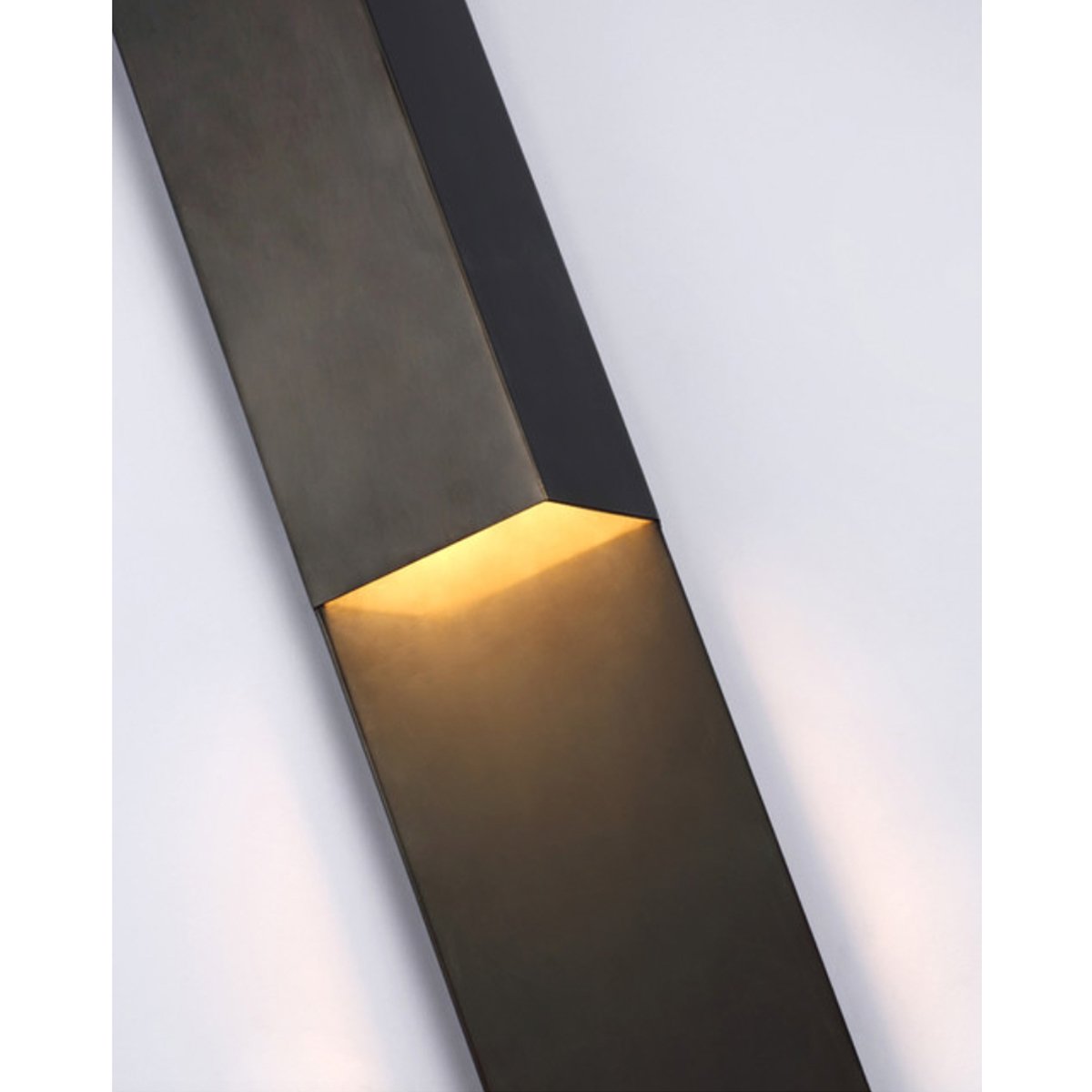 Rega Folded Sconce