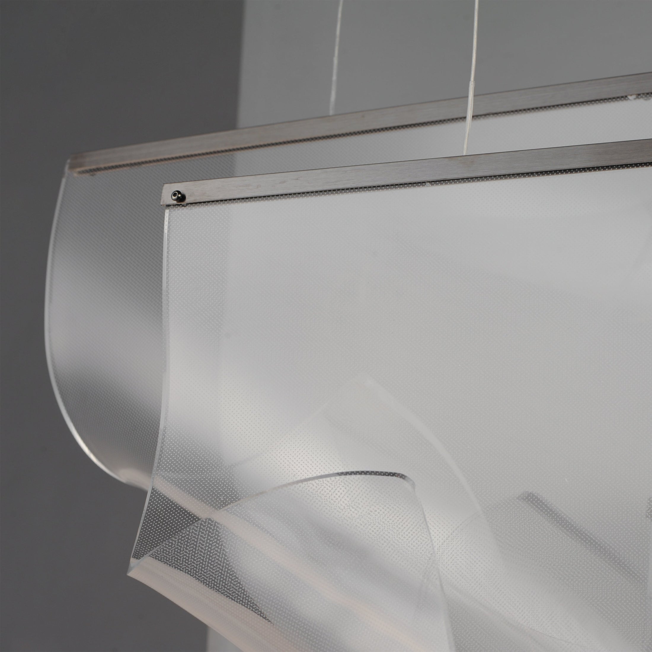 Rinkle LED Linear Pendant - Detail