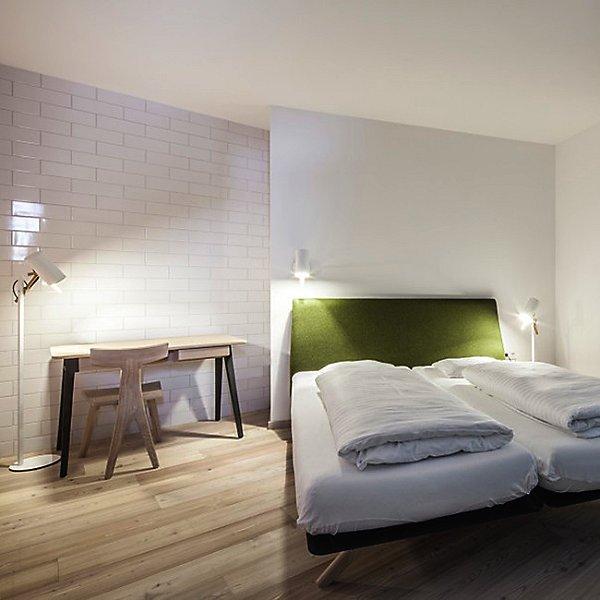 Scantling Floor Lamp - Display