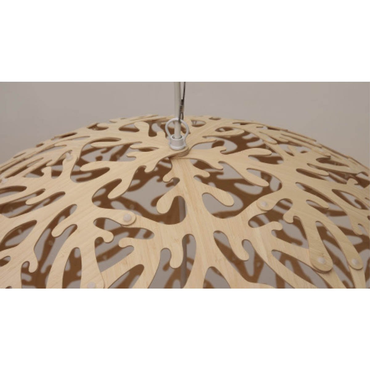 Sola Pendant - Detail