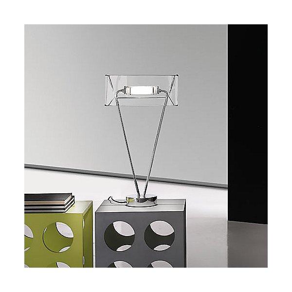 Vittoria T1/C Table Lamp - Display