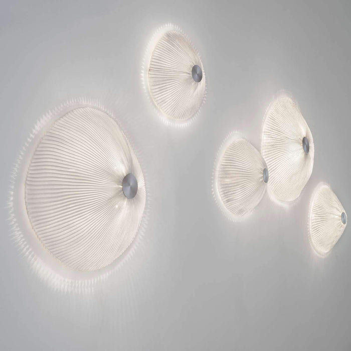 a-emotional light Onn Wall Sconce