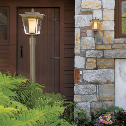 Hubbardton Forge Beacon Hall Outdoor Post Mount